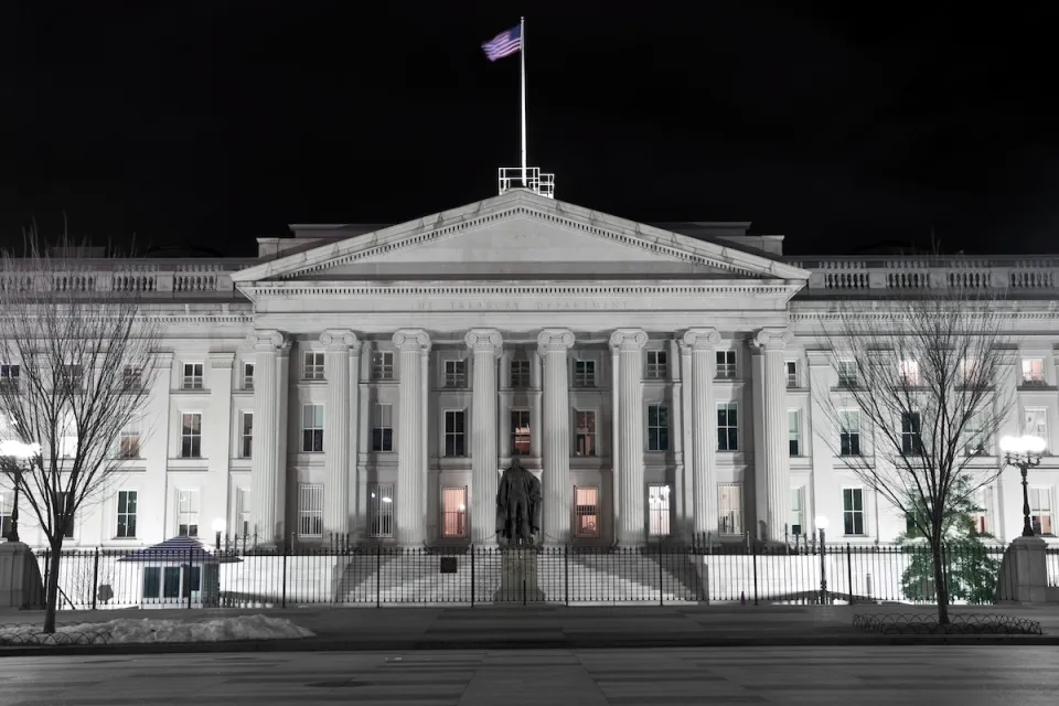Neoclassical United States Treasury building in Washington, D.C.